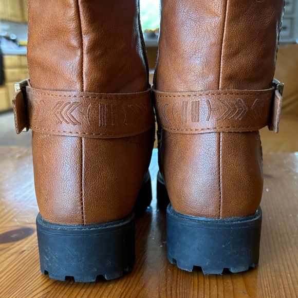 Zodiac Chestnut Heeled Boots - Picture 6 of 11